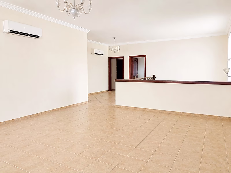 MODERN 3BR + MAID COMPOUND VILLA AIN KHALED - Photo 10
