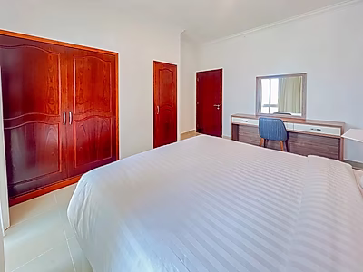 NEWLY FURNISHED SEA VIEW 1BR BILLS INCLUDED