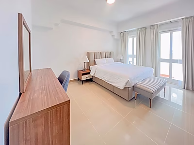 NEWLY FURNISHED SEA VIEW 1BR BILLS INCLUDED