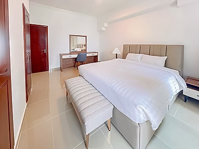 NEWLY FURNISHED SEA VIEW 1BR BILLS INCLUDED