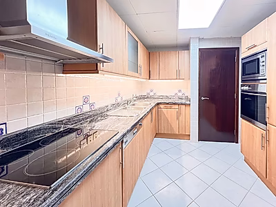 NEWLY FURNISHED SEA VIEW 1BR BILLS INCLUDED