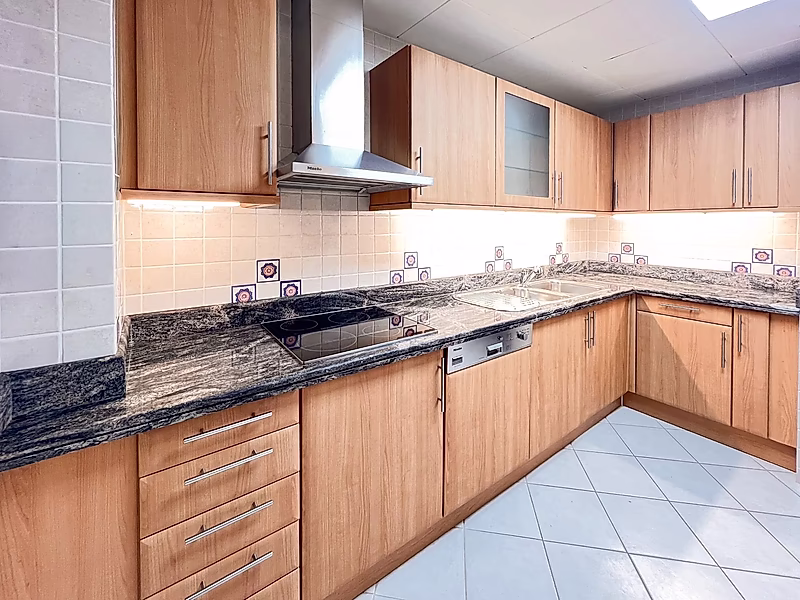 NEWLY FURNISHED SEA VIEW 1BR BILLS INCLUDED - Photo 16