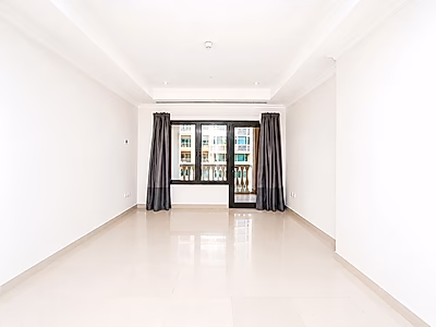 SPACIOUS 1BR WITH HUGE BALCONY TITLE DEED READY