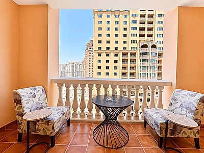 READY ONE BEDROOM WITH HUGE BALCONY GREAT INVESTMENT