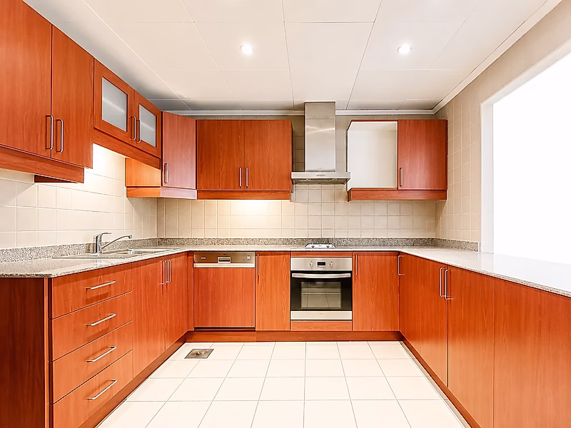 BEST VALUE SEA VIEW 2BR IN PORTO ARABIA - Photo 8