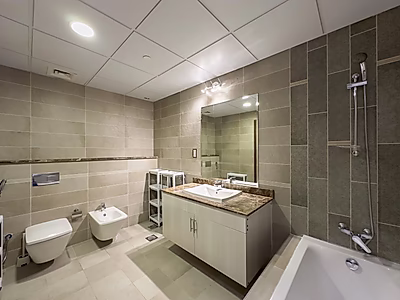Bright 1-Bedroom Apartment | 135 SQM | Porto Arabia