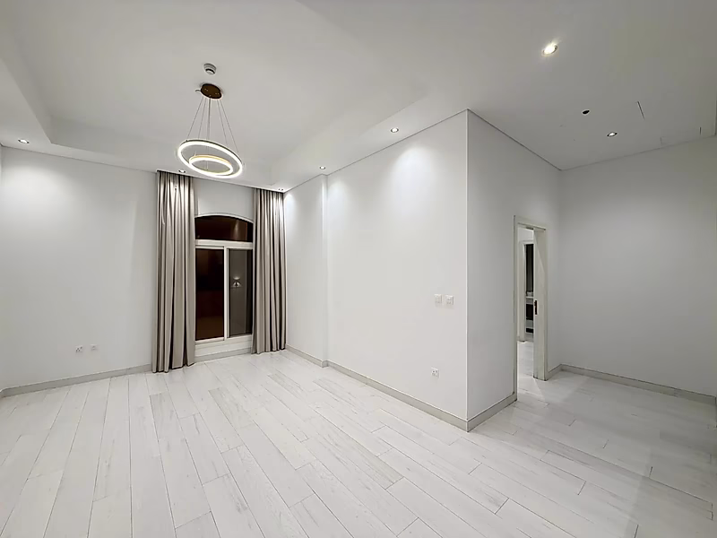 Amazing 1-Bedroom Ground Floor Apartment | Semi-Furnished | Bills Included - Photo 2