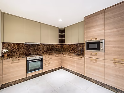 FULLY RENOVATED 2 BEDROOM PORTO ARABIA