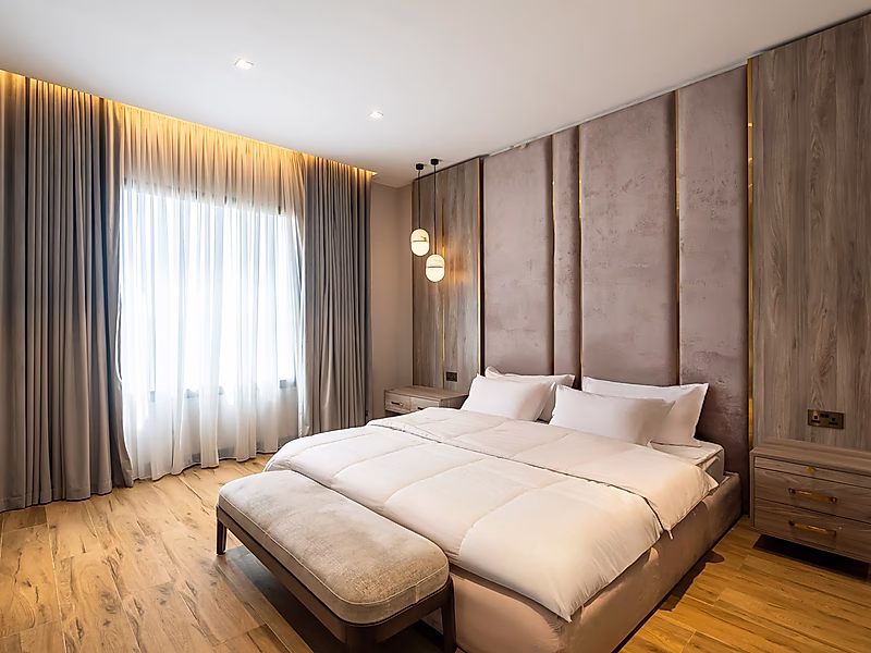 FULLY RENOVATED 2 BEDROOM PORTO ARABIA - Photo 8