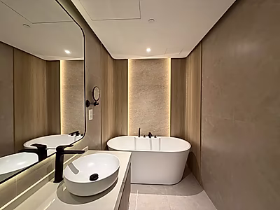 MEET THE LUXURY! 1-BEDROOM APARTMENT | WATERFRONT| INCLUDING BILLS
