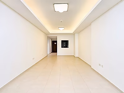 SEMI FURNISHED 1BR IN THE PEARL  | UTILITIES INCLUDED