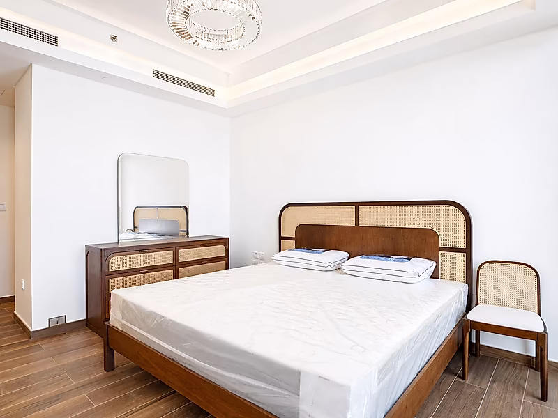 FULLY FURNISHED 1 BEDROOM | GEWAN ISLAND - Photo 2