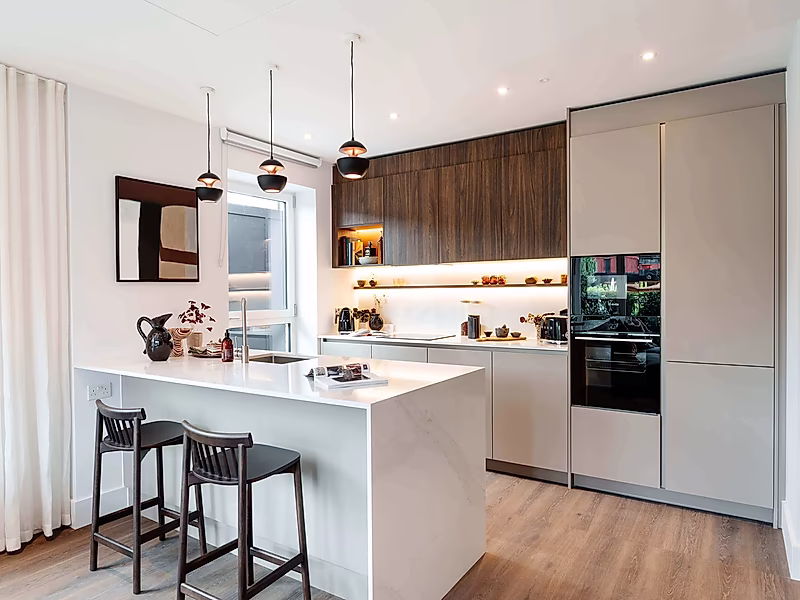 A New Chapter of London Living — Contemporary Elegance in the Heart of Zone 2 - Photo 4