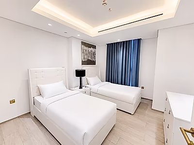 PREMIUM 2 BEDROOMS BIG BALCONY BILLS INCLUDED