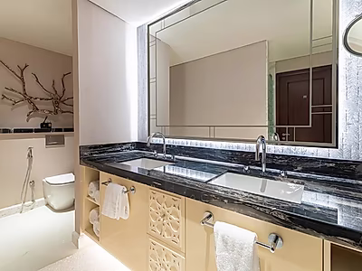 LUXURY 1BR | SEA & MARINA VIEW | BILLS INCLUDED