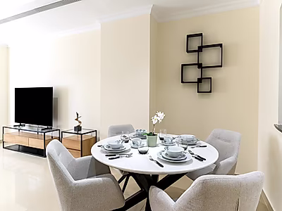 A Short Stay Fully Equipped 1-Bedroom in Porto Arabia