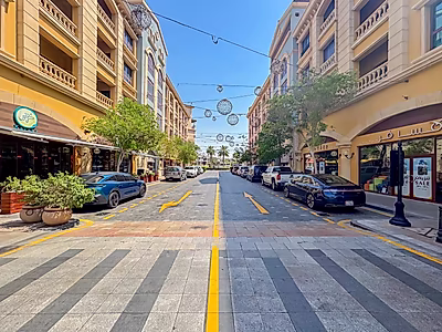 A Short Stay Fully Equipped 1-Bedroom in Porto Arabia