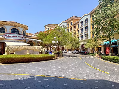 A Short Stay Fully Equipped 1-Bedroom in Porto Arabia