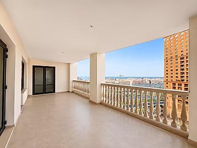 WELL-MAINTAINED 2 BEDROOM IN PORTO ARABIA