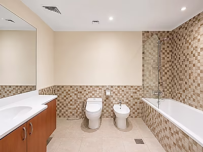 WELL-MAINTAINED 2 BEDROOM IN PORTO ARABIA