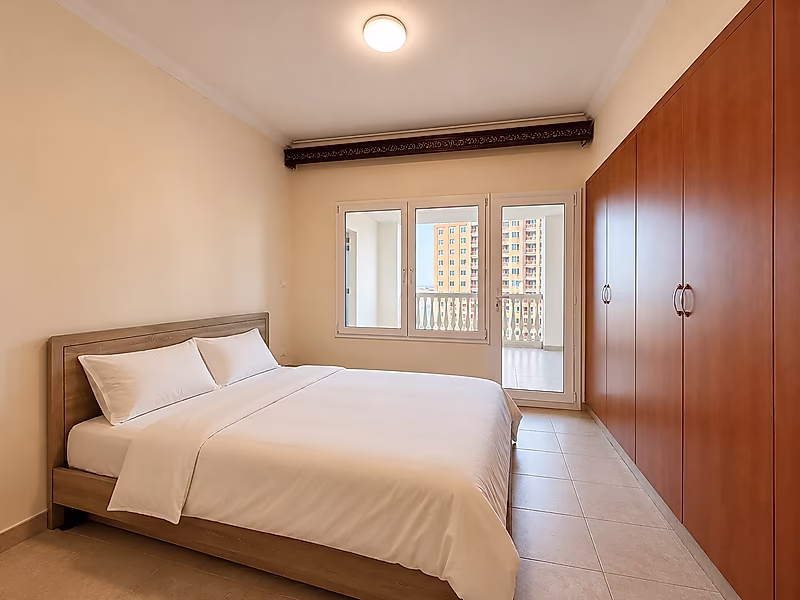WELL-MAINTAINED 2 BEDROOM IN PORTO ARABIA - Photo 8