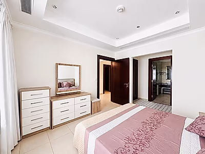 PREMIUM 1BR + OFFICE READY FOR IMMEDIATE MOVE