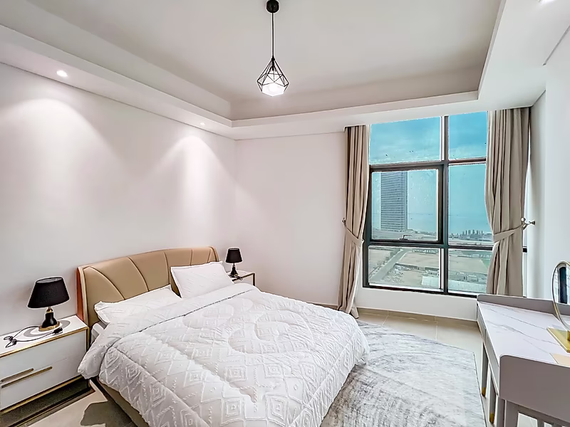 Luxury Marina Living with Breathtaking Views | Fully Furnished 2-Bedroom Apartment in Lusail City - Photo 3