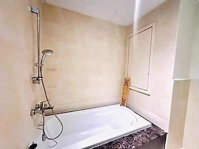 SPACIOUS 1BR PLUS OFFICE SF | 1 MONTH FREE