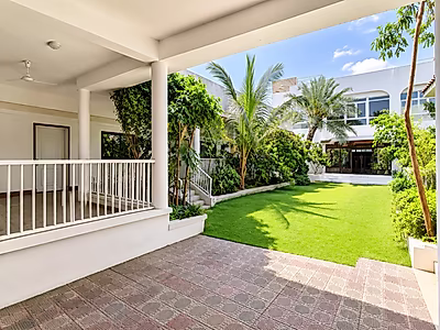 Spacious 9-Bedroom Villa for Sale in Al Rayyan Al Atiq