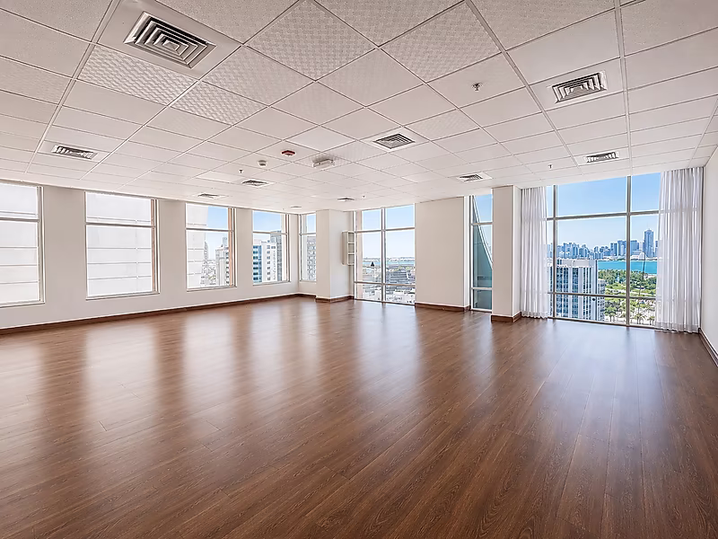 Open Space Office with Corniche Views | 95 SQM | Al Corniche - Photo 8