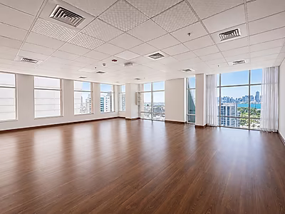 Open Space Office with Corniche Views | 95 SQM | Al Corniche
