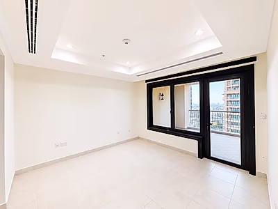 BRIGHT 2BR WITH BALCONY IN PORTO ARABIA LIVING