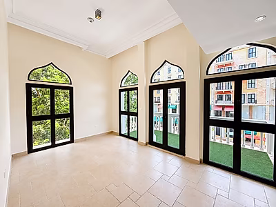 MODERN 3BR APARTMENT READY TO MOVE IN NOW