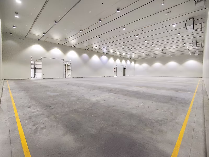 Air-Conditioned Warehouses | Various Sizes - Photo 9