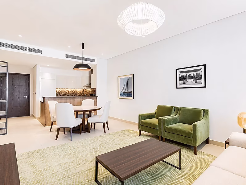 PREMIUM MARINA LIVING ONE BEDROOM APARTMENT - Photo 3
