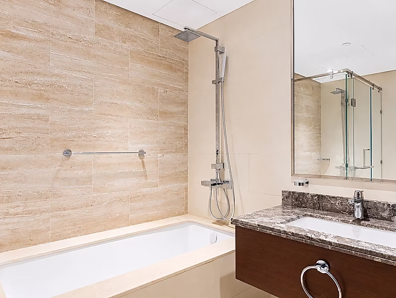 PREMIUM MARINA LIVING ONE BEDROOM APARTMENT - Photo 8