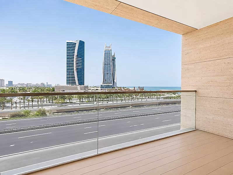 PREMIUM MARINA LIVING ONE BEDROOM APARTMENT - Photo 9