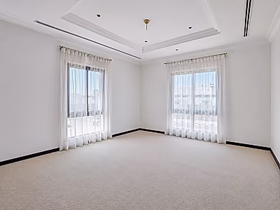 LARGE 6BR+MAID VILLA WITH POOL READY TO RENT NOW