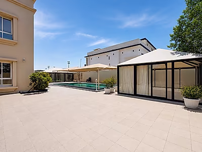 LARGE 6BR+MAID VILLA WITH POOL READY TO RENT NOW