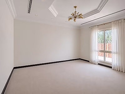 LARGE 6BR+MAID VILLA WITH POOL READY TO RENT NOW