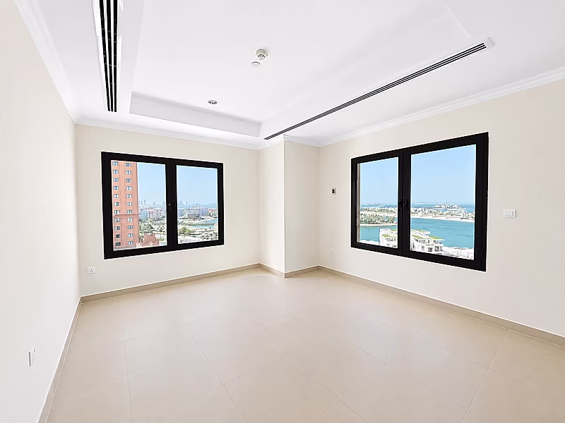 LARGE 3 BEDROOMS SEA VIEW IN PORTO ARABIA - Photo 2