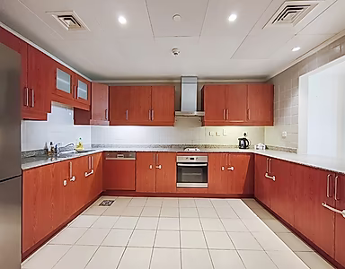 WELL FURNISHED | 1BR APARTMENT | PORTO ARABIA