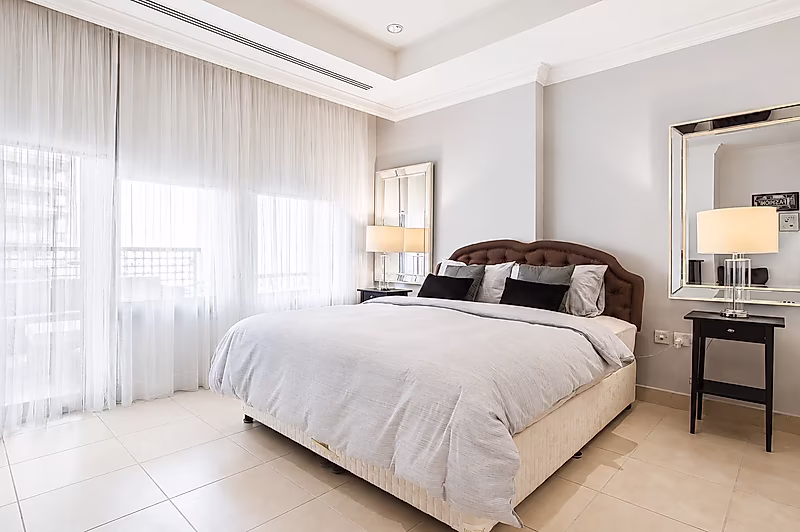 PREMIUM TOWER | 2 BEDROOMS | 176 SQM l TENANTED - Photo 2