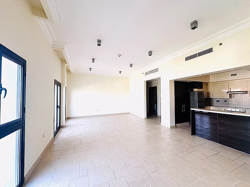 MARINA VIEW! BRIGHT 3BR SF APARTMENT | QQ - Photo 2