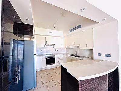 MARINA VIEW! BRIGHT 3BR SF APARTMENT | QQ