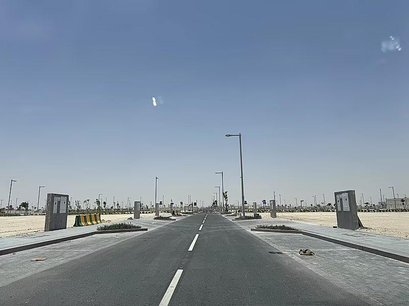 800 Sqm Corner + Garden in Phase 2 Huzoom Lusail - Photo 4