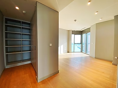 Spacious 2BDR 2.5BTH Ready Unit with Payment Plan