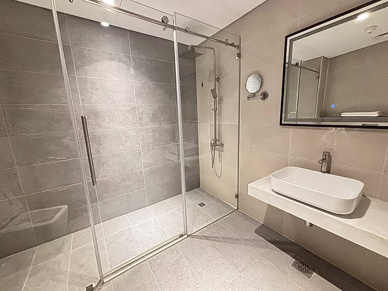 WIFI INCLUDED | MODERN 1 BEDROOM LA PLAGE - Photo 8