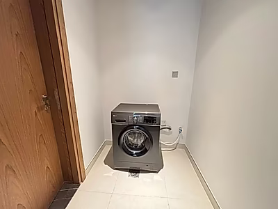 WIFI INCLUDED | MODERN 1 BEDROOM LA PLAGE