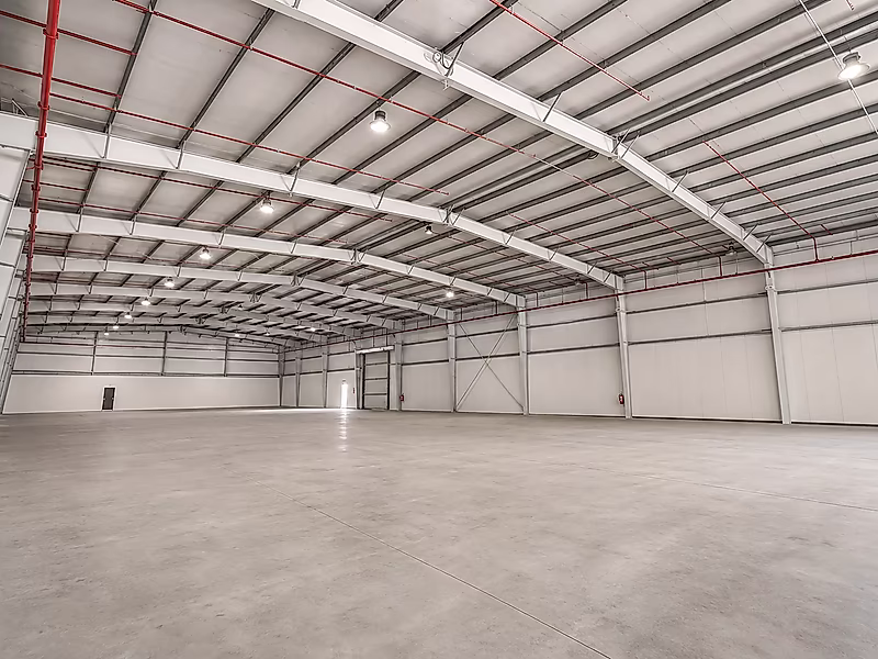 Warehouse for Rent – Old Industrial Area - Photo 2